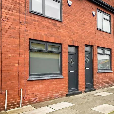 The Baltic Townhouses By Serviced Living Liverpool Exterior photo