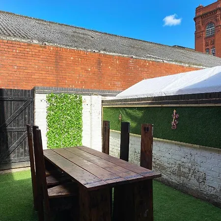 The Baltic Townhouses By Serviced Living Liverpool Exterior photo