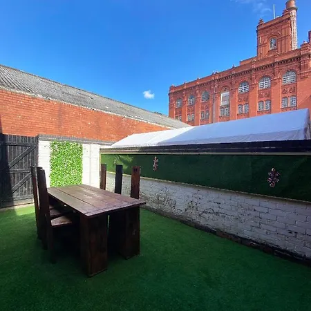 The Baltic Townhouses By Serviced Living Liverpool Exterior photo
